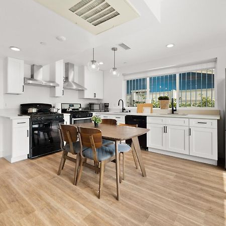 Modern Getaway In The Heart Of La Near Usc, Private Room With Share Living Room And Kitchen ลอสแอนเจลิส ภายนอก รูปภาพ