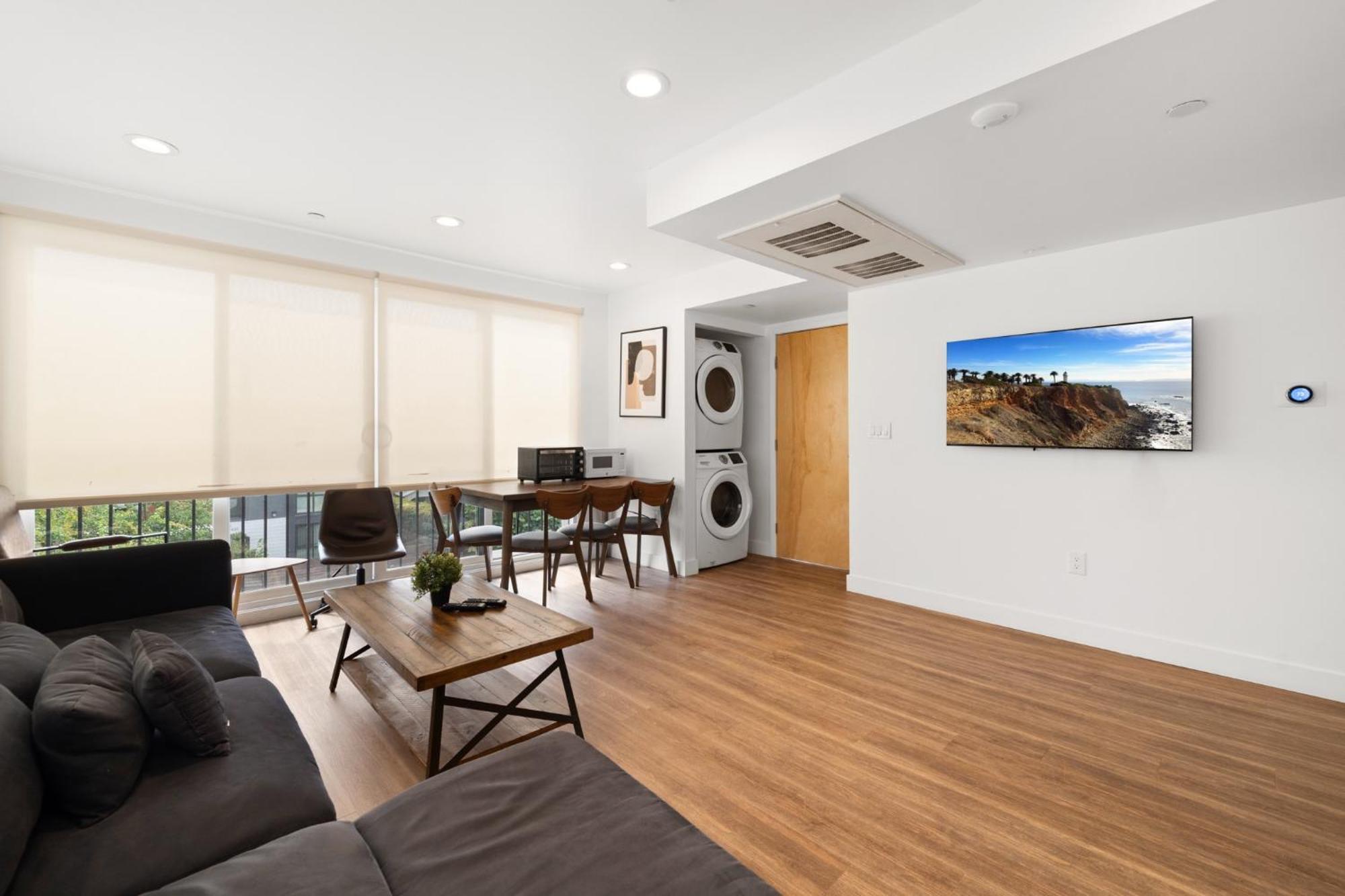Modern Getaway In The Heart Of La Near Usc, Private Room With Share Living Room And Kitchen ลอสแอนเจลิส ภายนอก รูปภาพ